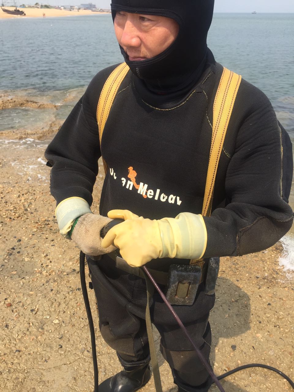 牡丹江当地潜水员服务队 <水下切割钢管桩>-装备精
