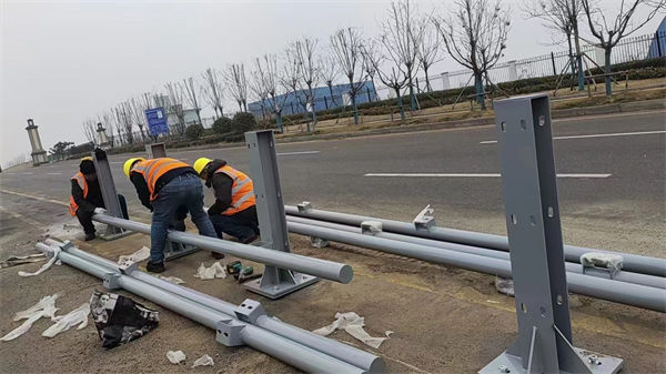 不锈钢 护栏新疆维吾尔自治区优惠多
