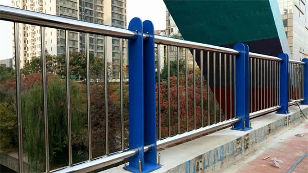 不锈钢护栏施工队伍广东省深圳市招商街道