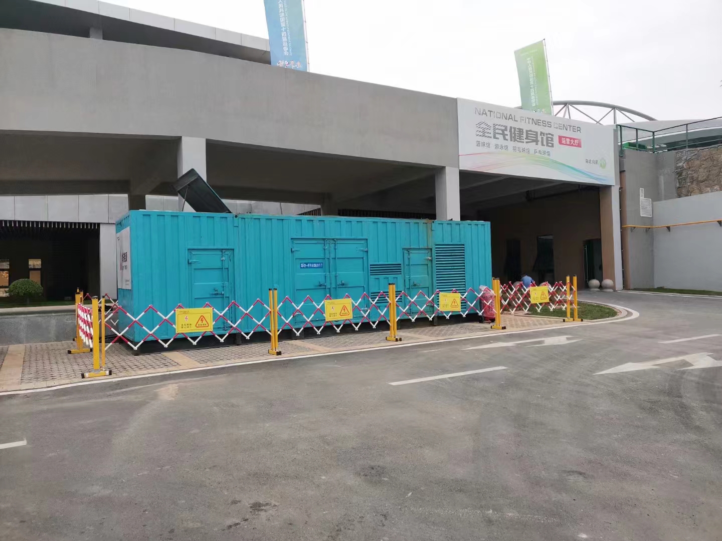 广州400KW发电机、UPS电源租赁新模式  本地出租