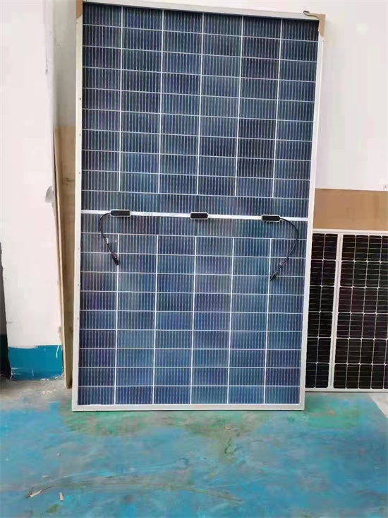回收太阳能光伏组件价格公正工期短发货快