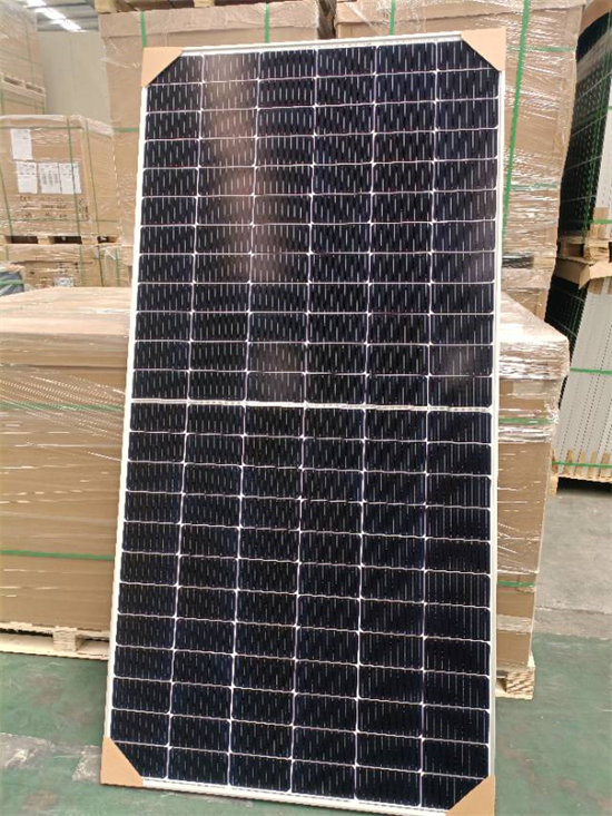 太阳能发电板回收厂家大量回收无中间商厂家直销