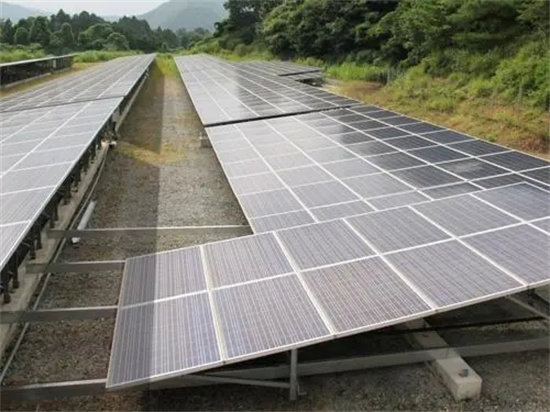 太阳能发电板回收厂家上门回收快捷物流