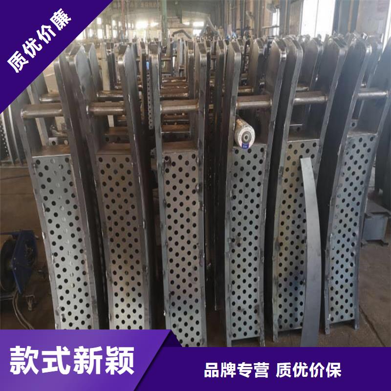 黑龙江省佳木斯市前进不锈钢防撞护栏定制加工