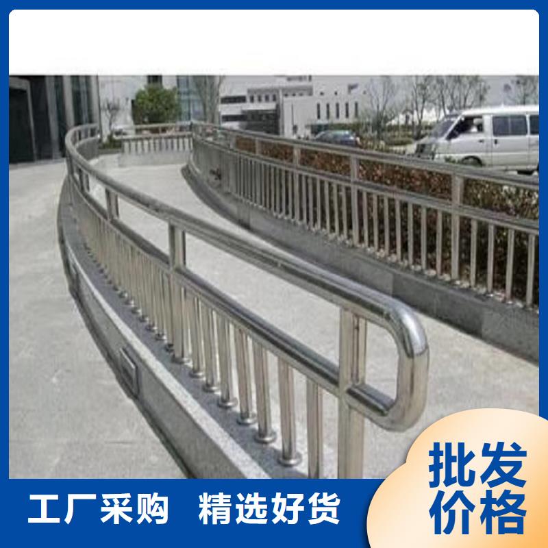 桥梁的防撞护栏作用{lcbqjszp}防撞不锈钢复合管护栏厂超产品在细节