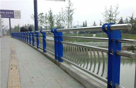 不锈钢河道护栏支持安装当地服务商